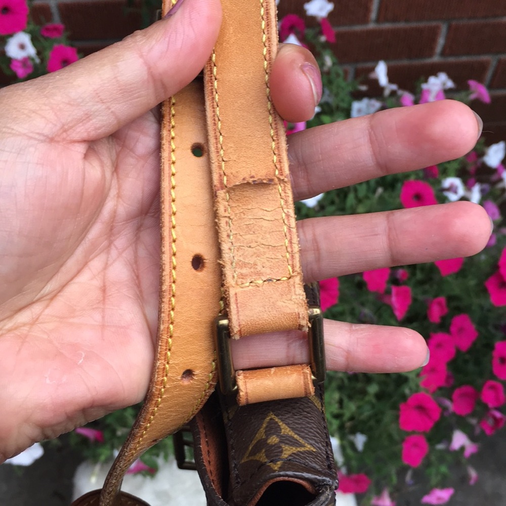 Authentic Louis Vuitton Chantily MM. - Picture 10 of 16